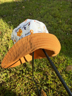 Bucket hat: double-sided, reversible - 'The Chickens of the World' - different breeds of chickens